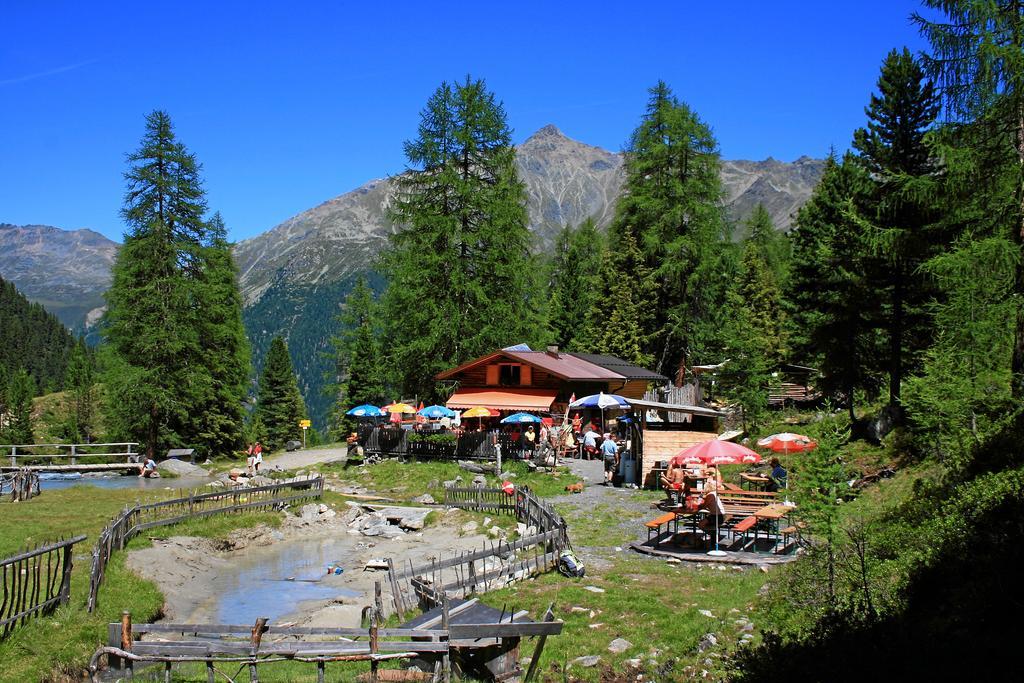Wellnesshuettendorf Wiese Sankt Leonhard im Pitztal Ngoại thất bức ảnh